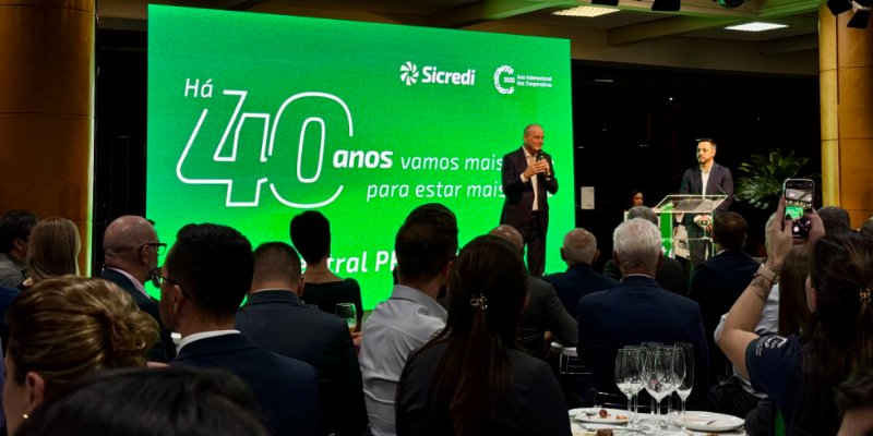 Central Sicredi PR/SP/RJ celebra mais de 40 anos de conquistas