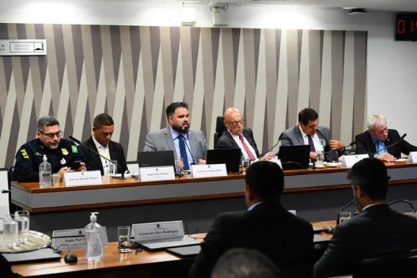 Em audiência pública no Senado&amp;#44; Sistema Transporte debate fiscalização da Lei dos Motoristas