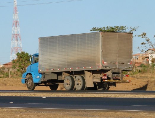 ANTT define veículos aceitos para cadastro no RNTRC e códigos CNAE das empresas