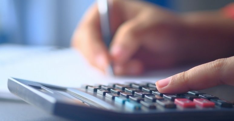 IRPF 2023: empresas devem enviar informe de rendimentos até o dia 28 de fevereiro