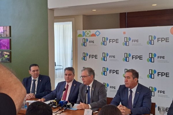Frentes parlamentares se unem para derrubar veto da proposta de desoneração da folha de pagamento