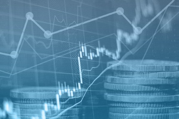 Atividade econômica e volume de serviços de transporte recuam em agosto