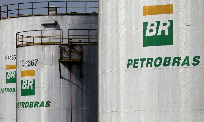 Petrobras reduz preço do diesel em 4% e o da gasolina em 5% a partir de terça