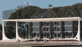 STF - Pedido de vista suspende julgamento sobre contrato de trabalho intermitente