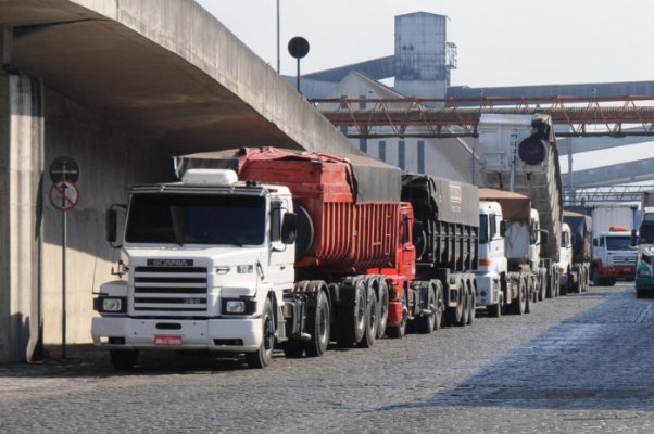 APS publica alteração provisória nas tolerâncias de agendamentos no Porto de Santos