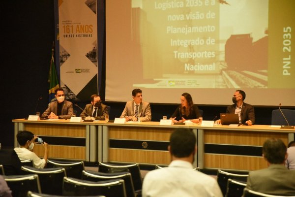 Com plano nacional&amp;#44; Governo Federal mostra futuro da infraestrutura de transportes no país