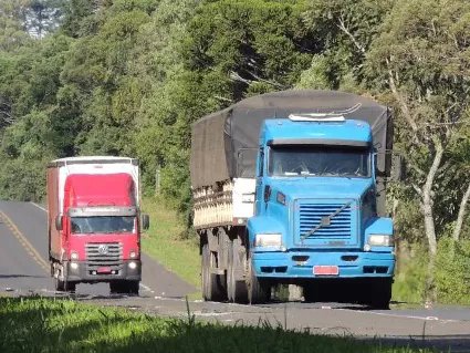 Associação divulga levantamento sobre roubo de cargas em 2024 e reforça alerta sobre ações urgentes