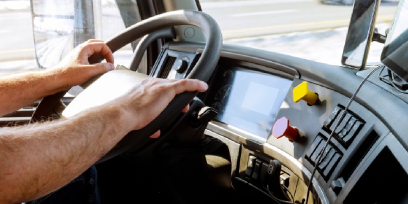 Jornada excessiva está entre as principais causas de acidentes com motoristas