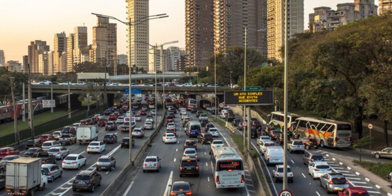 Prefeitura de SP determina novas regras para solicitação de AET relacionada ao transporte de carga