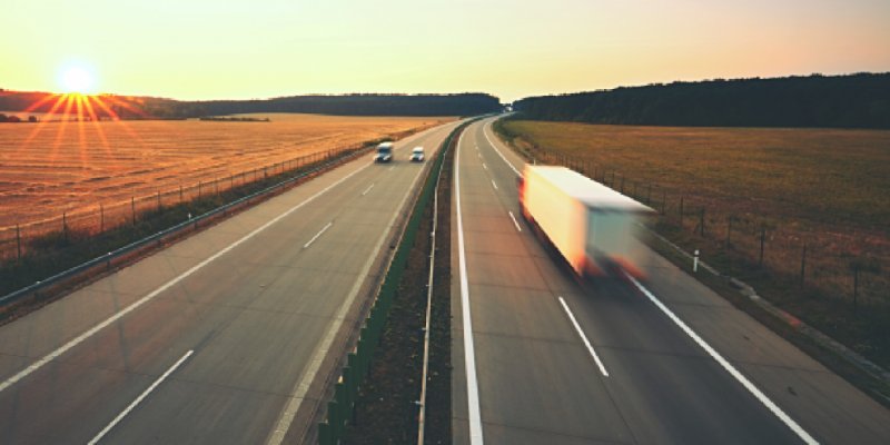 Promulgada lei que facilita reajustes da tabela do frete rodoviário de cargas